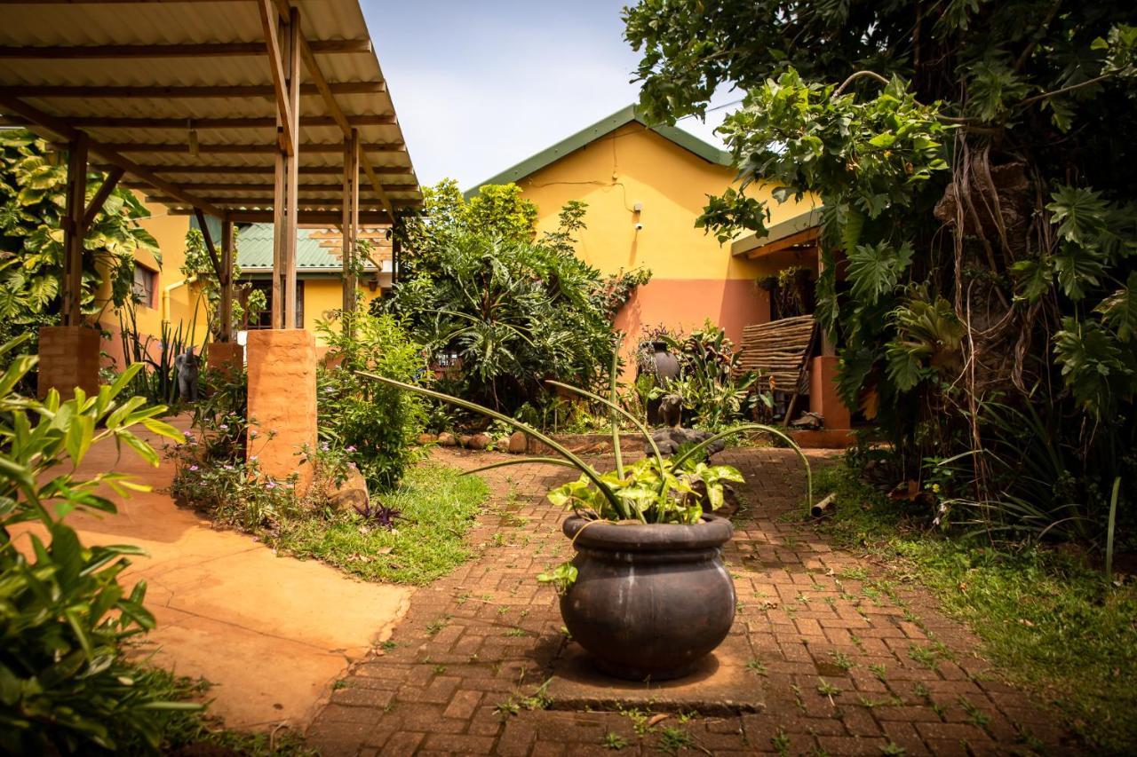 Ku-Boboyi River Lodge Port Edward Bagian luar foto